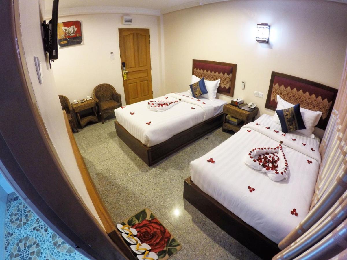 Hotel 82 Mandalay Dış mekan fotoğraf