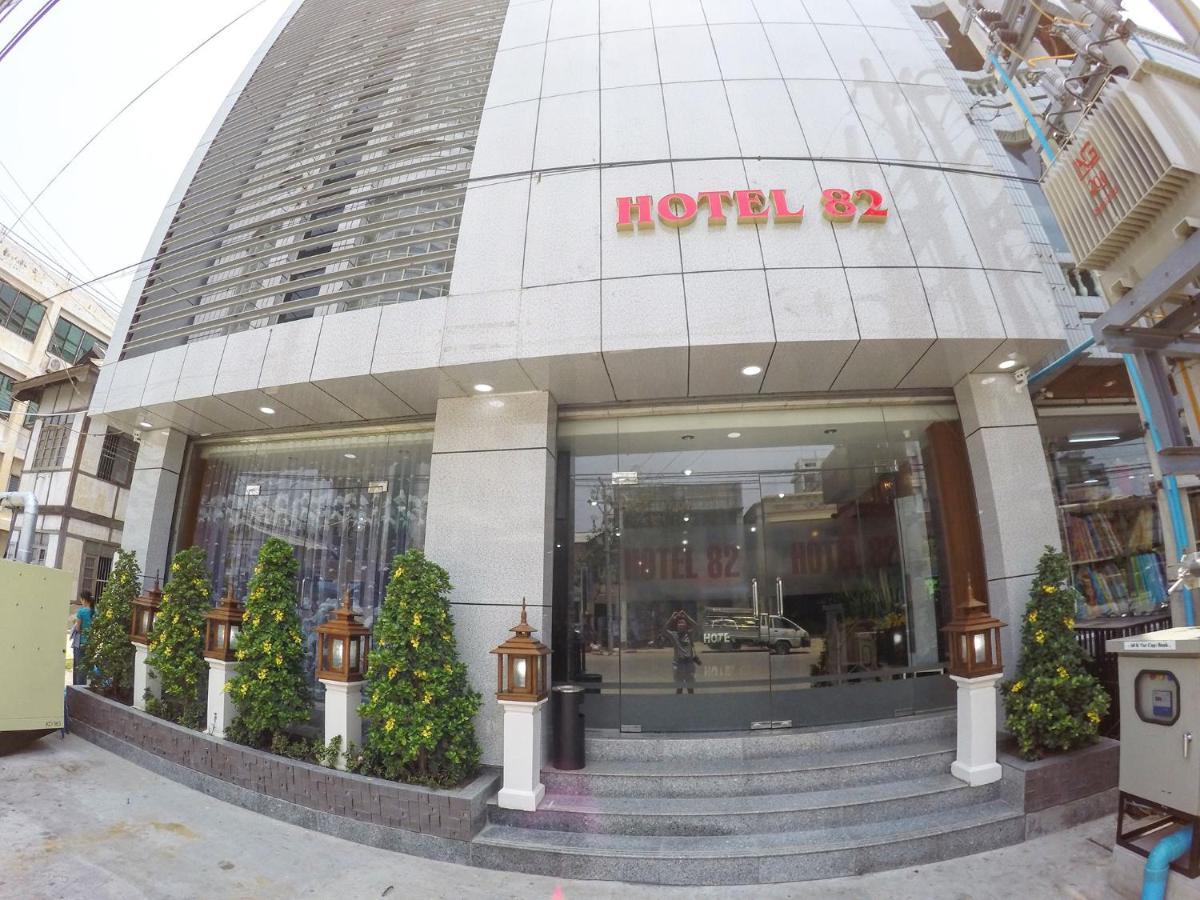 Hotel 82 Mandalay Oda fotoğraf